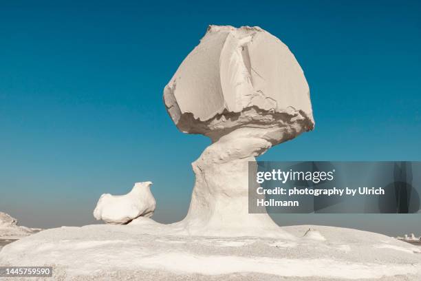 the chalk formation of white desert national park, egypt - chalk rock stock pictures, royalty-free photos & images