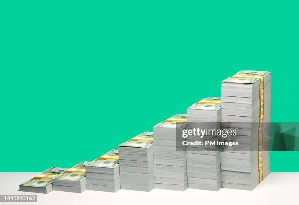 money growth - stacking stock-fotos und bilder