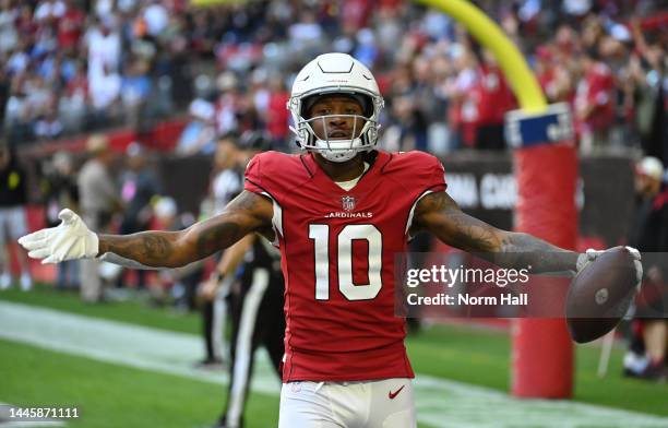 DeAndre Hopkins of the Arizona Cardinals celebrates after catching a touch down pass against the Los Angeles Chargers at State Farm Stadium on...