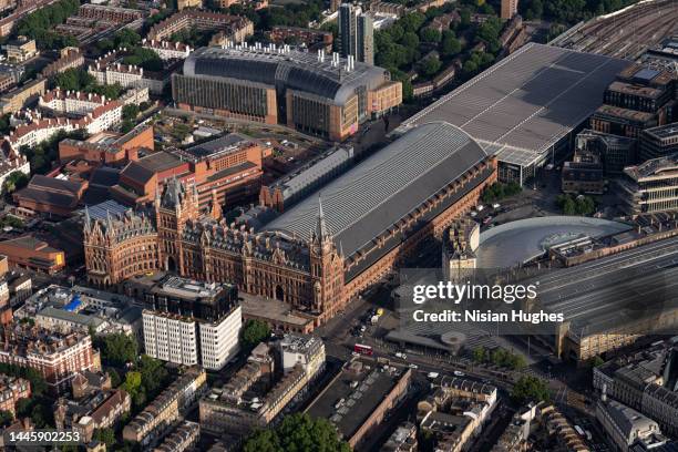 aerial view flying over st pancras international railway station, london uk - station london st pancras international stockfoto's en -beelden