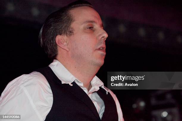 Two Lone Swordsmen performing live at the Bloc Weekend at Pontins holiday camp in Hemsby, Norfolk. 24th March 2007.; Job: 20548 Ref: JHY -