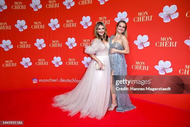 Frauke Ludowig and daughter Nele Ludowig Roeffen attends the Mon Cheri Hosts Barbara Tag at Haus der Kunst on November 30, 2022 in Munich, Germany.