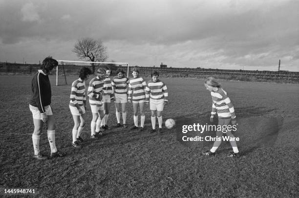 The Queens Park Rangers Ladies coach Steve Baker putting players Linda Pritchard, Karen Wilson, Rae Davies, Linda Stokes, Judi Nardi, Linda...