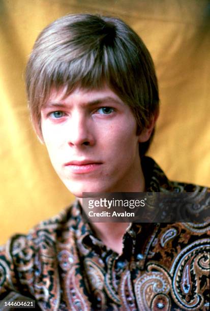 Literatura Metropolitano odio 72 fotos e imágenes de David Bowie 60s - Getty Images