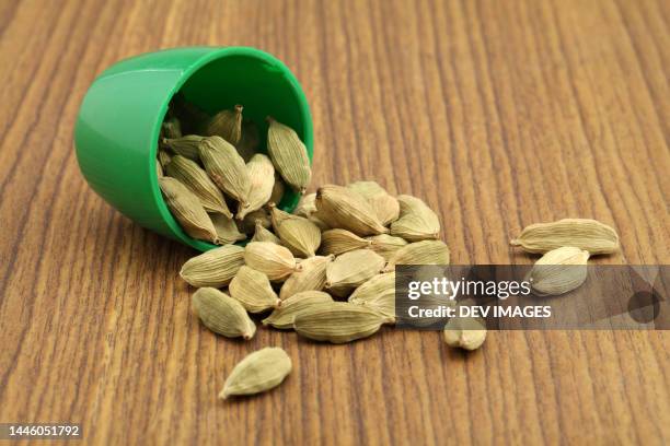 Cardamon Spilling Cardamon Photos and Premium High Res Pictures - Getty Images