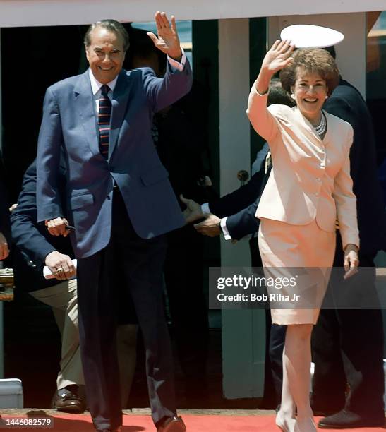 Presidential Candidate Bob Dole and wife Elizabeth arrive at rally at Republican National Convention, August 11, 1996 in San Diego, California.