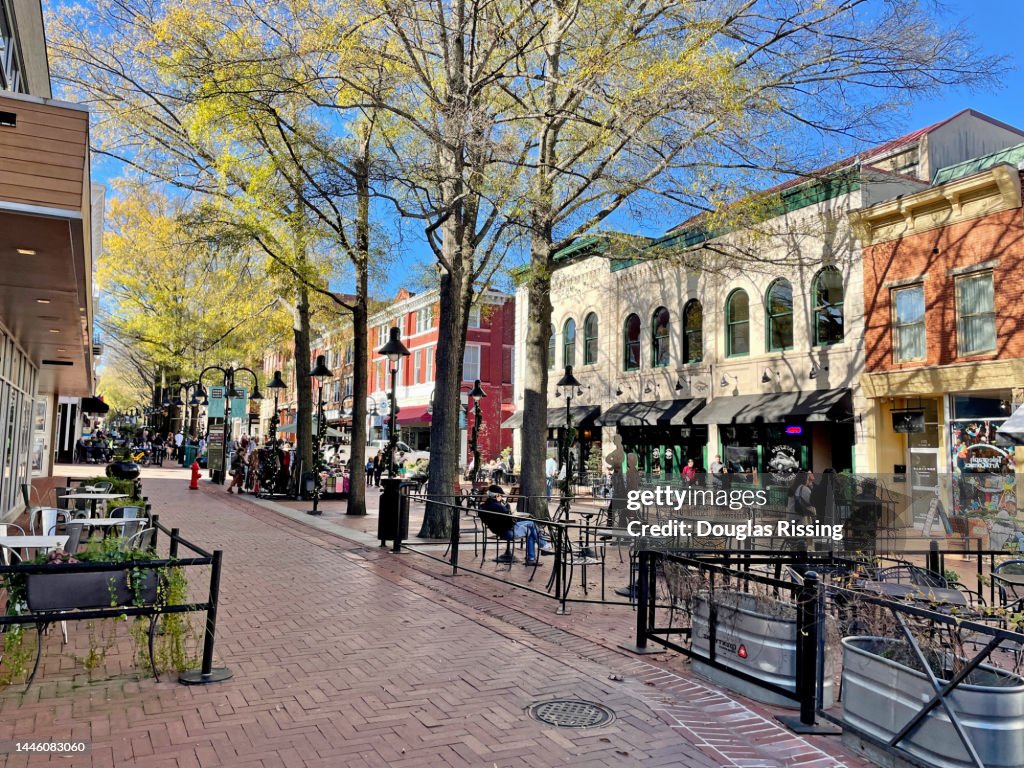Centro comercial Charlottesville, Virginia