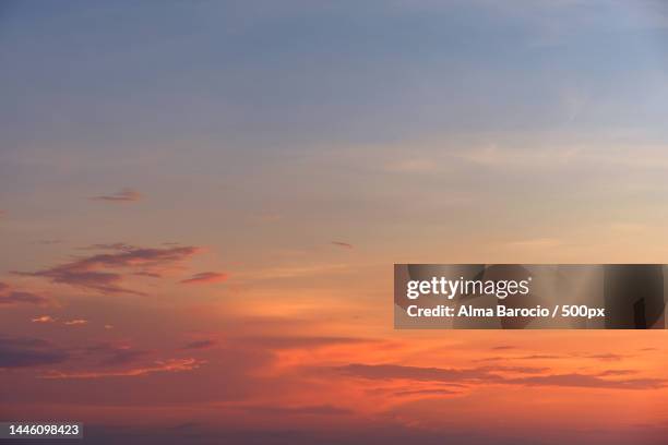 beautiful colored cloudy evening sky abstract sky background,united states,usa - sunset sky stockfoto's en -beelden
