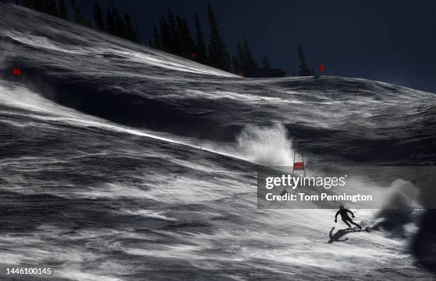 Christian Walder of Team Austria skis the Birds of Prey race course during the Audi FIS Alpine Ski World Cup Men's Downhill Training at Beaver Creek...