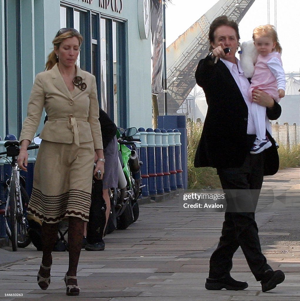 Heather Mills and Paul McCartney divorce images