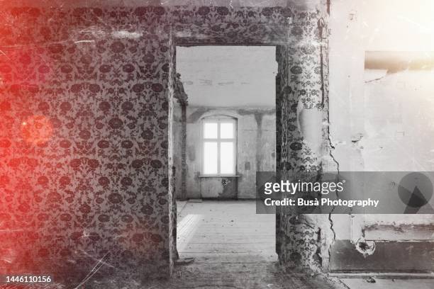 old abandoned domestic room with wallpaper on walls - abandoned crack house stock pictures, royalty-free photos & images