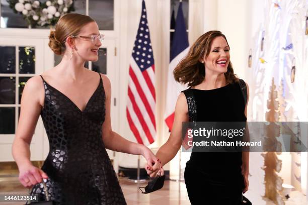 Actress Jennifer Garner and her daughter Violet arrive for the White House state dinner for French President Emmanuel Macron at the White House on...