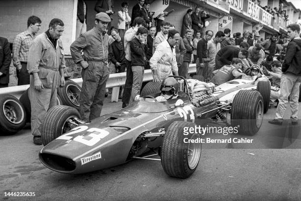 Jacky Ickx, Yoshio Nakamura, John Surtees, Paul-Henri Cahier, Ferrari 312, Grand Prix of Belgium, Circuit de Spa-Francorchamps, 09 June 1968.