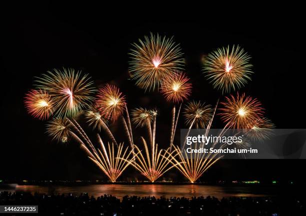 colour fireworks - fire works stock pictures, royalty-free photos & images