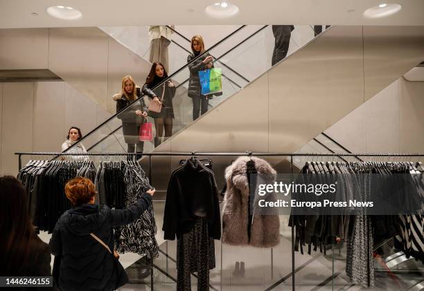 People shopping at the new Zara megastore at Boulevard Austria de Valencia, on 02 December, 2022 in Valencia, Valencia, Spain. The concept of this...