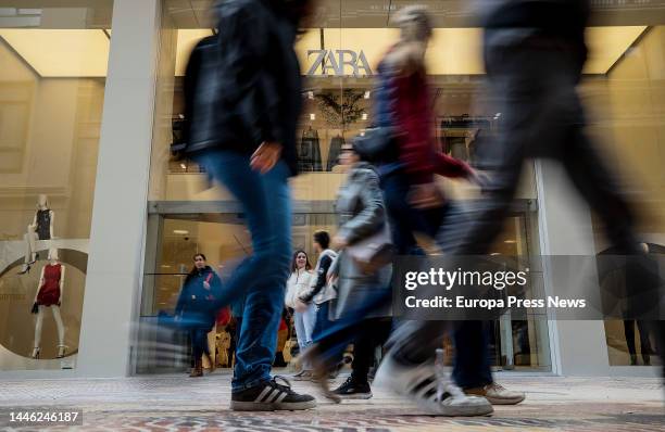 People walk past the new Zara megastore on the Boulevard Austria de Valencia, on December 2 in Valencia, Valencia, Spain. The concept of this...