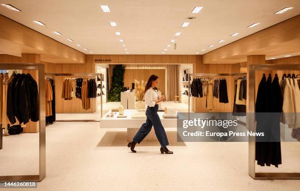 Girl in a Zara megastore at Boulevard Austria de Valencia, on 02 December, 2022 in Valencia, Valencian Community, Spain. The concept of this...