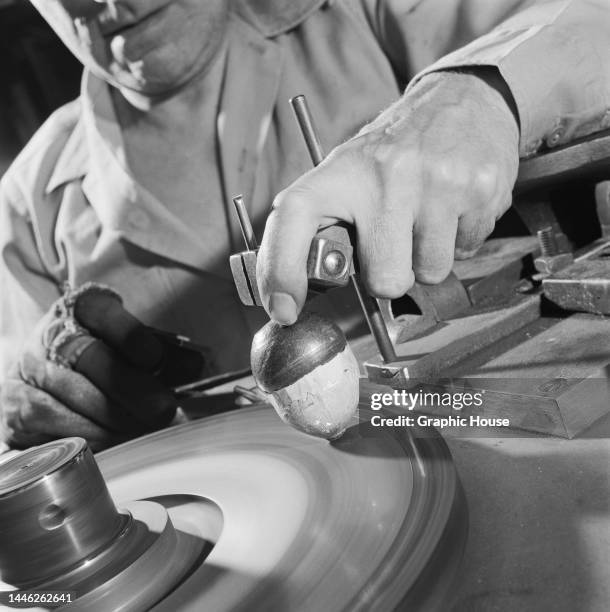 Hands Working Machine Photos and Premium High Res Pictures - Getty Images