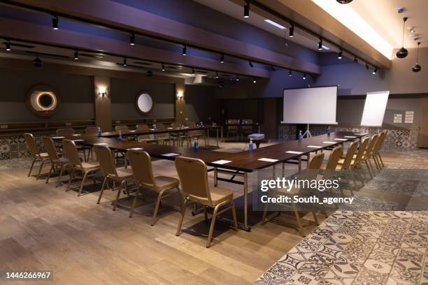 conference hall - meeting room stock pictures, royalty-free photos & images