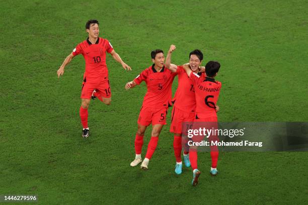 Younggwon Kim of Korea Republic celebrates after scoring the team's first goal during the FIFA World Cup Qatar 2022 Group H match between Korea...