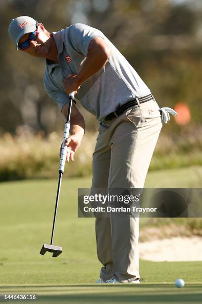 Adam Scott putts on the 15th hole during Day 3 of the 2022 ISPS HANDA Australian Open at Victoria Golf Club December 03, 2022 in Melbourne, Australia.