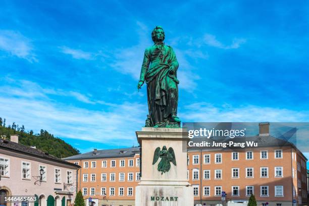 the mozart statue of salzburg, austria - austrian culture foto e immagini stock