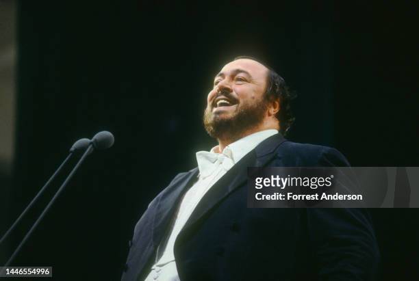 Italian tenor Luciano Pavarotti singing in Beijing, China, July 1986.