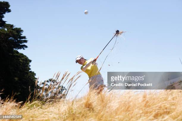 So Yeon Ryu of South Korea plays a shot out of the rough during Day 4 of the 2022 ISPS HANDA Australian Open at Victoria Golf Club on December 04,...