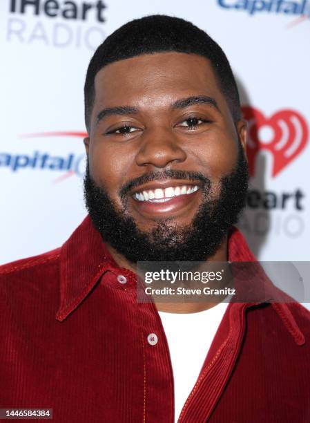 Khalid arrives at the KIIS FM's iHeartRadio Jingle Ball 2022 Presented By Capital Oneat The Kia Forum on December 02, 2022 in Inglewood, California.