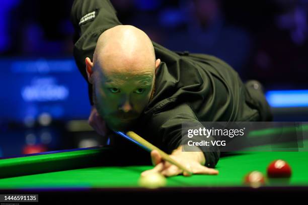 Gary Wilson of England plays a shot during the semi-final match against Thepchaiya Un-Nooh of Thailand on day 6 of the 2022 BetVictor Scottish Open...