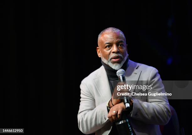 LeVar Burton speaks onstage during 2022 Los Angeles Comic Con at Los Angeles Convention Center on December 03, 2022 in Los Angeles, California.