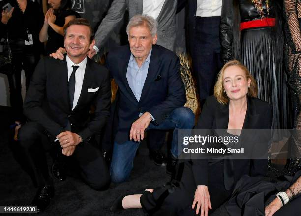 Sebastian Roché, Harrison Ford, and Jennifer Ehle attend Paramount+'s "1923" Las Vegas Premiere at the Encore Theater at Wynn Las Vegas on December...