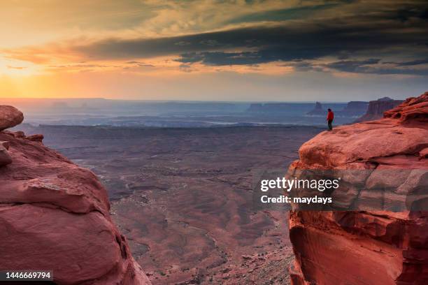 canyonlands national park, usa - badlands stock-fotos und bilder