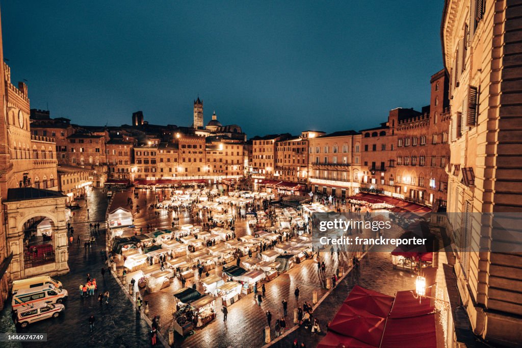 Christmas market in siena