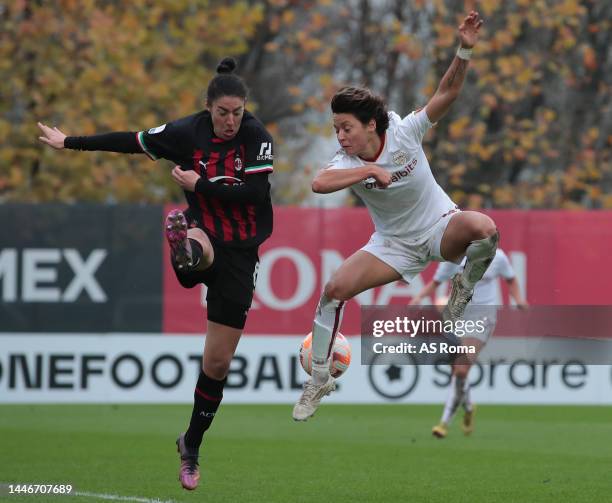 Valentina Giacinti of AS Roma kicks the ball and misses a chance of a goal during the Women Serie A match between AC Milan and AS Roma at Campo...