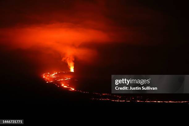 Lava flows from the Mauna Loa volcano on December 04, 2022 near Hilo, Hawaii. For the first time in nearly 40 years, the Mauna Loa volcano, the...