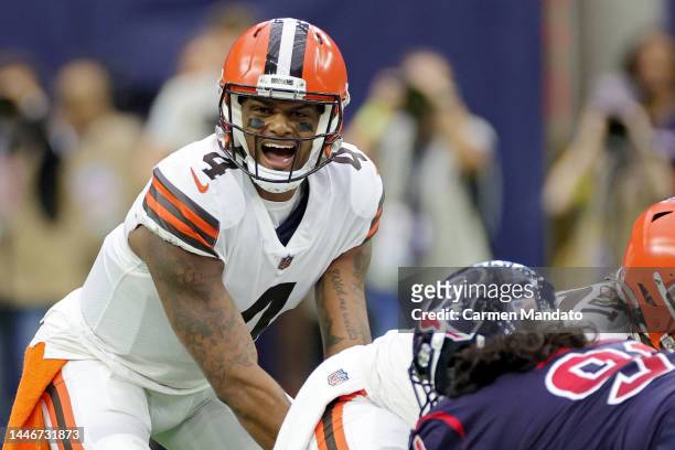 Deshaun Watson of the Cleveland Browns calls a play during the first quarter against the Houston Texans at NRG Stadium on December 04, 2022 in...