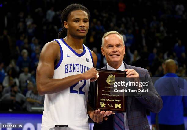 Cason Wallace of Kentucky is presented with Most Valuable Player award during the Basketball Hall of Fame London Showcase between University of...