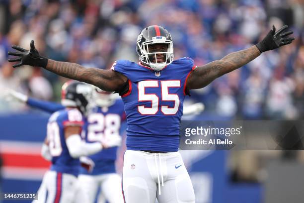Jihad Ward of the New York Giants celebrates after a missed field goal in the fourth quarter of a game against the Washington Commanders at MetLife...