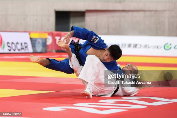 Baskhuu Yondonperenlei of Mongolia competes against Joshiro Maruyama of Japan in the Men’s - 66kg Semi Final on day two of the Judo Grand Slam at...