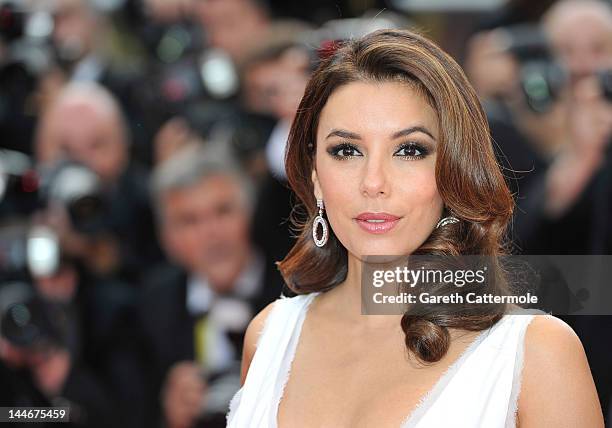 Actress Eva Longoria attend the "De Rouille et D'os" Premiere during the 65th Annual Cannes Film Festival at Palais des Festivals on May 17, 2012 in...