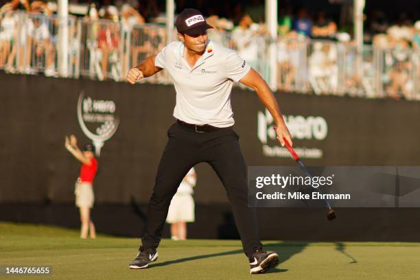 Viktor Hovland of Norway celebrates on the 18th green during the final round Hero World Challenge at Albany Golf Course on December 04, 2022 in...