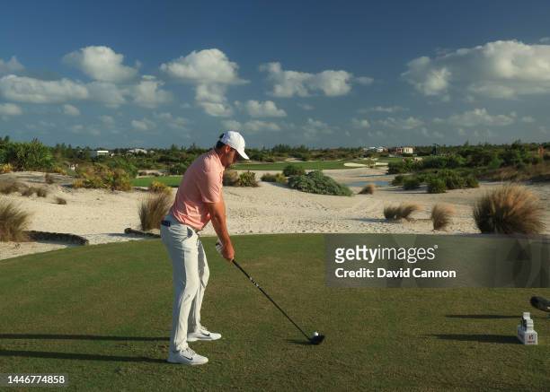 Scottie Scheffler of The United States plays his tee shot on the 16th hole during the final round of the 2022 Hero World Challenge at Albany Golf...
