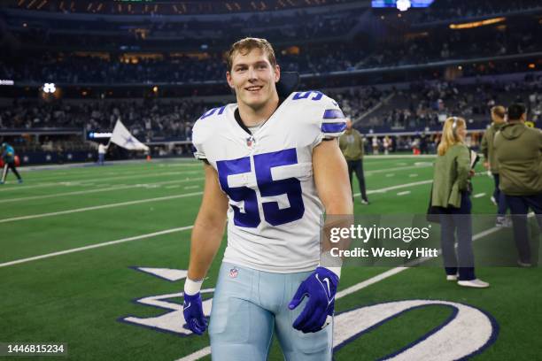 Leighton Vander Esch of the Dallas Cowboys walks off the field after a game against the Indianapolis Colts at AT&T Stadium on December 04, 2022 in...