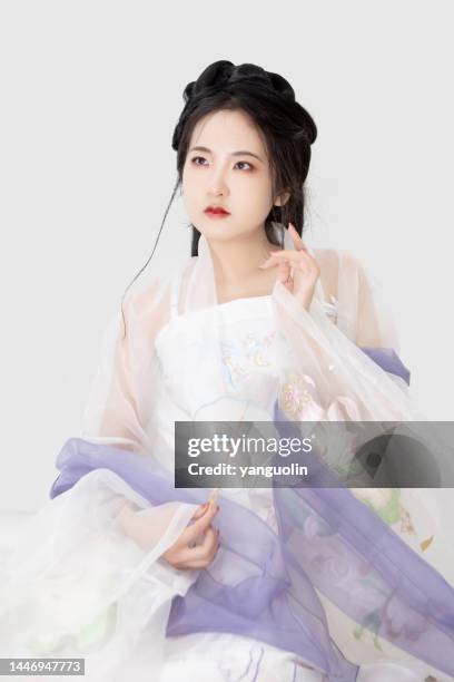 porträt von asian hanfu beauty model - 3d human model stock-fotos und bilder