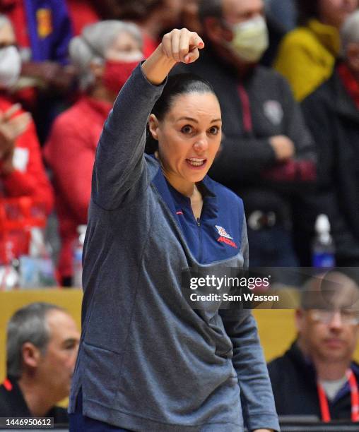 Head coach Adia Barnes of the Arizona Wildcats gestures during the first half of her team's game against the New Mexico Lobos at The Pit on December...