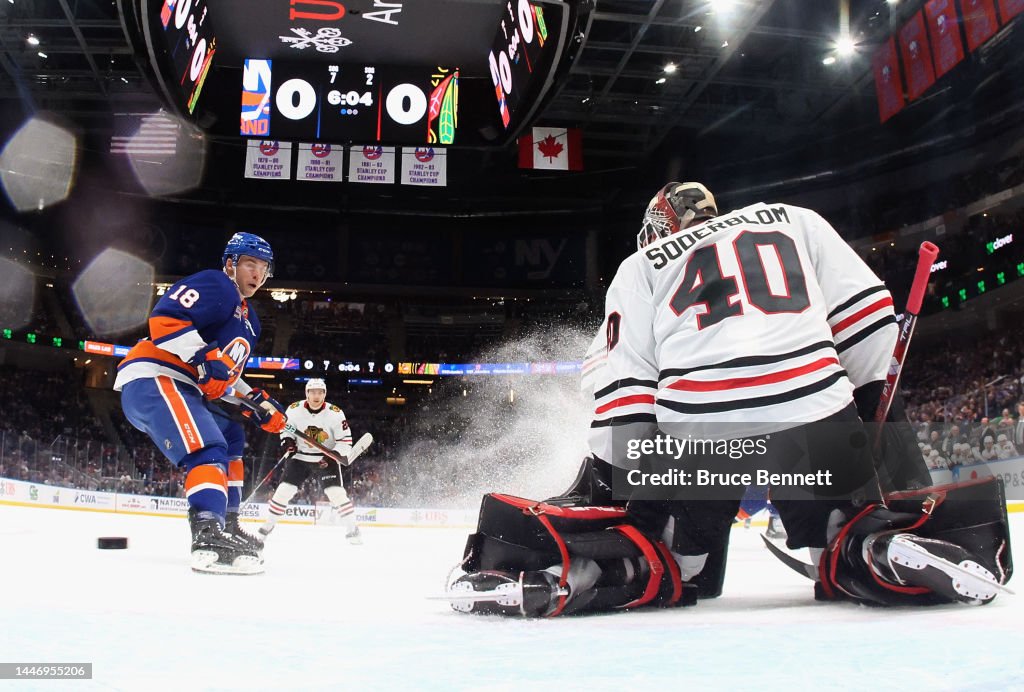 Chicago Blackhawks v New York Islanders