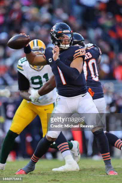 Justin Fields of the Chicago Bears throws a pass against the Green Bay Packers at Soldier Field on December 04, 2022 in Chicago, Illinois.