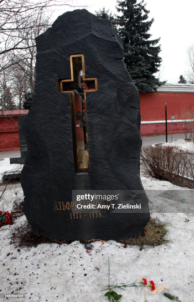 Grave Of Alfred Schnittke