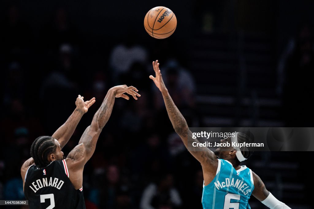 Los Angeles Clippers v Charlotte Hornets